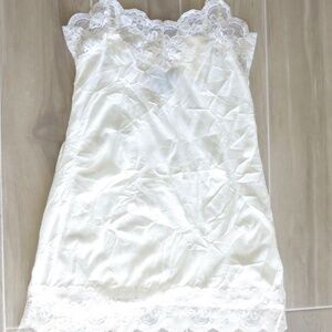 Arden B Long Ivory Crinkle Cami Size XS